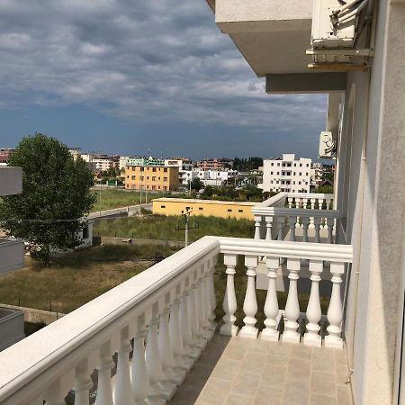 Doci Seven Hotel Velipoje Bagian luar foto