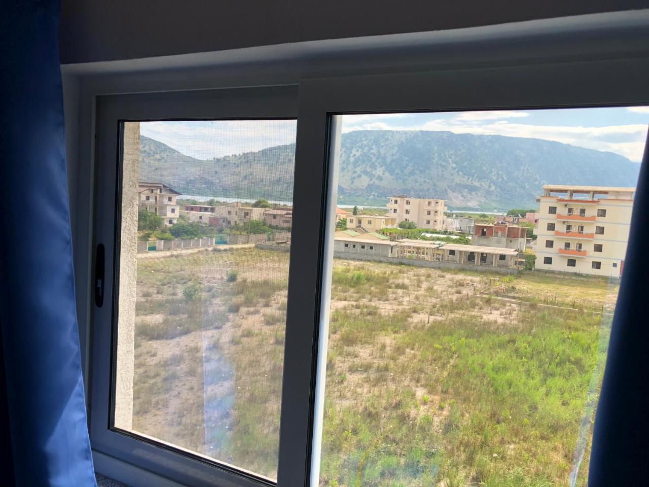 Doci Seven Hotel Velipoje Bagian luar foto